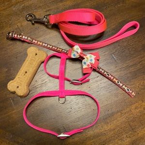 🐶Dog/puppy harness/collar & Leash!!